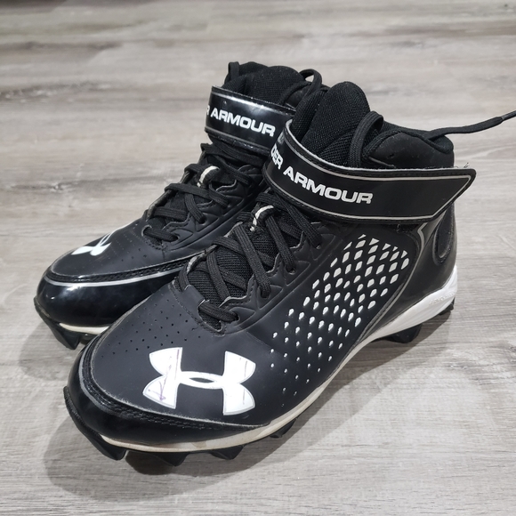 Under Armour cleats - Picture 5 of 5